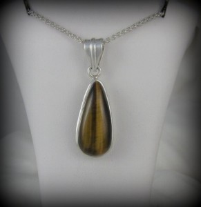 Tiger Eye Pendant RJ1101