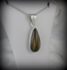 Tiger Eye Pendant RJ1101